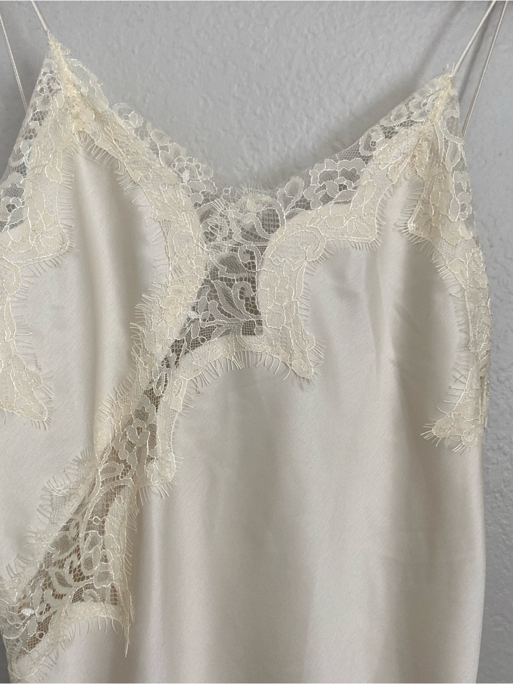ZARA Slip Dress Women’s S Oyster White Satin Lace Asymmetric Side Slit VNeck NWT - Picture 4 of 12